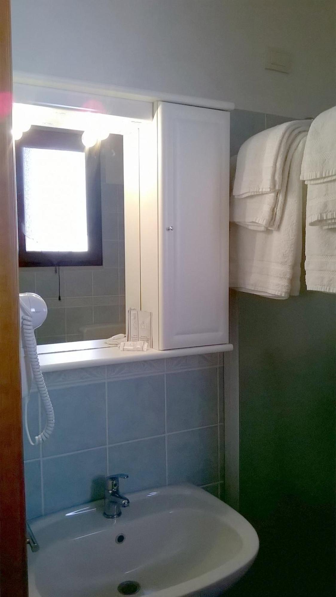 Hotel Bellavista S'Archittu Δωμάτιο φωτογραφία
