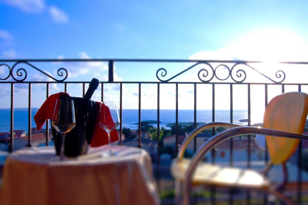 Hotel Bellavista S'Archittu Εξωτερικό φωτογραφία